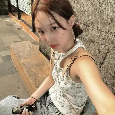 靳高妍