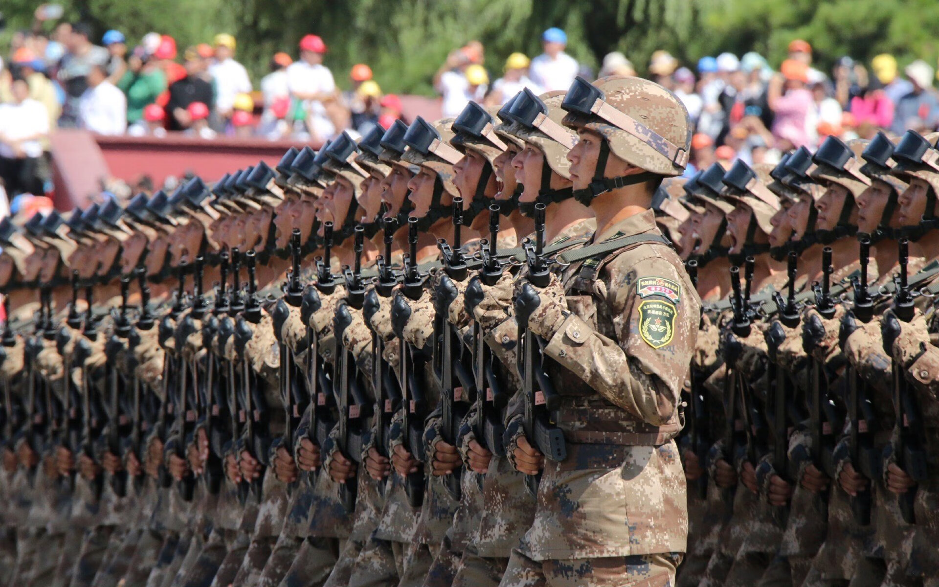 “安赫尔·巴尔博萨：阿根廷美洲狮队的未来之星，突破性的全能球员”