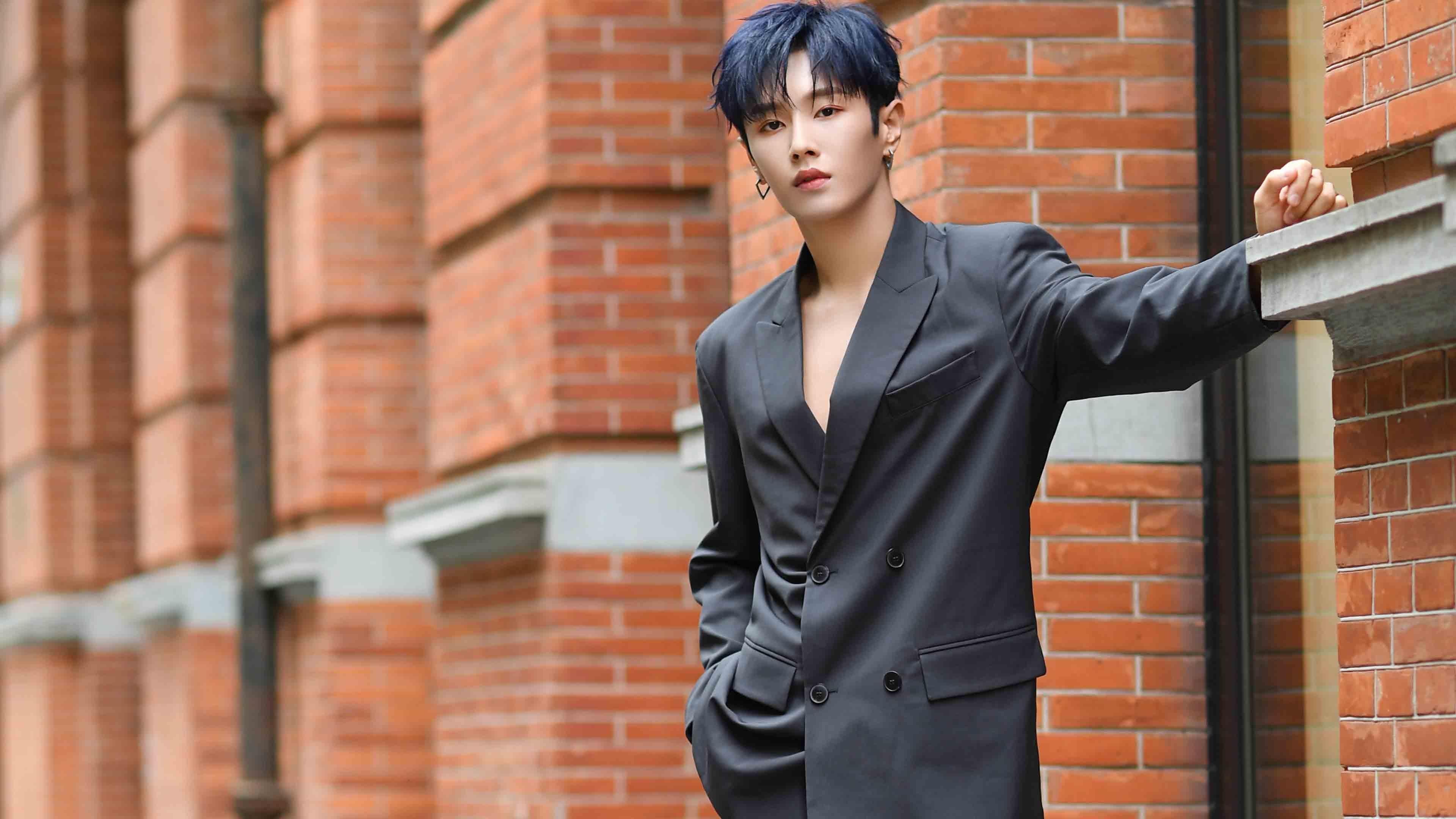 开云体育平台-乔治·巴尔：用精确的判断和快速反应力，他帮助全黑队稳定场面