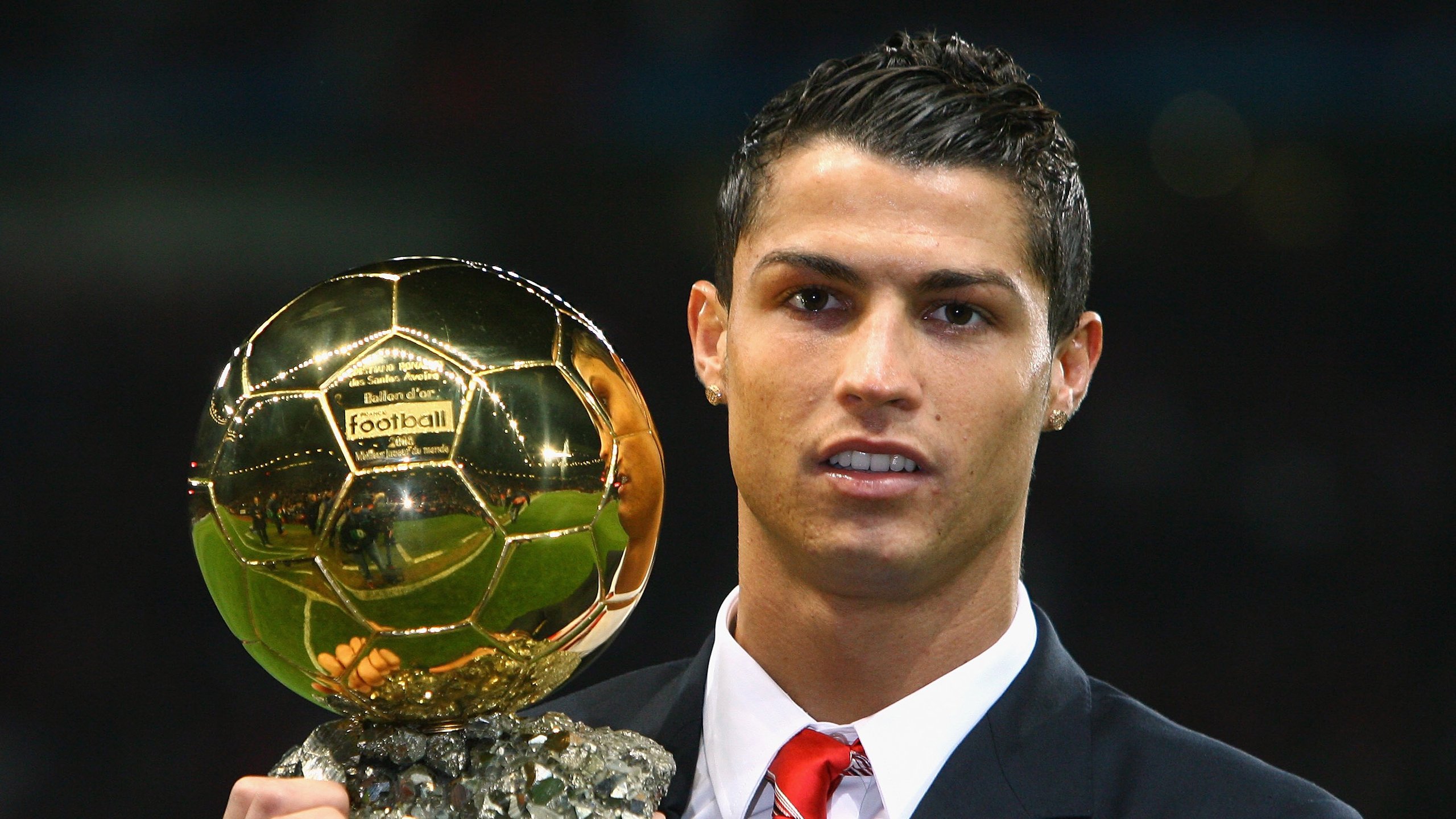 开云电竞账号入口-11场28球西甲第1！巴萨进攻火力超皇马，西甲最新战报_巴萨胜黑马夺冠在即